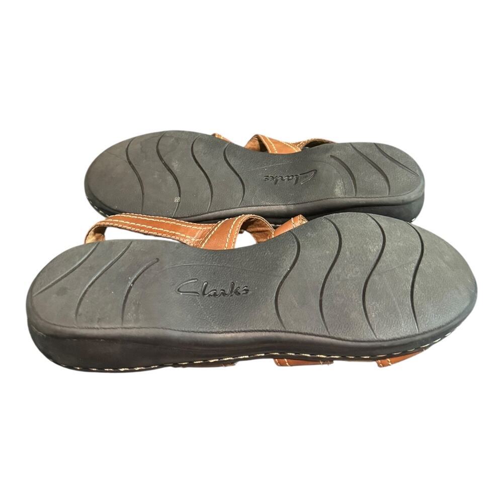 CLARKS Collections Women's Size 11 W Leisa Daisy Flat Sandals Tan Brown - Picture 9 of 9